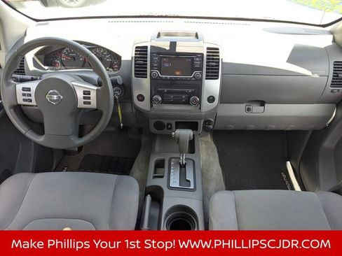Used 2018 Nissan Frontier S RWD image 14