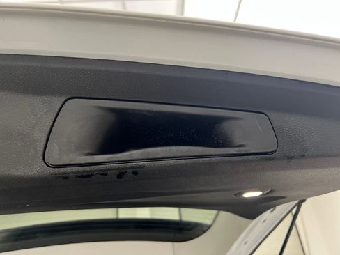 Used 2023 Jeep Grand Cherokee L Laredo image 41