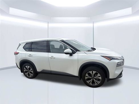 Used 2021 Nissan Rogue SV FWD image 5
