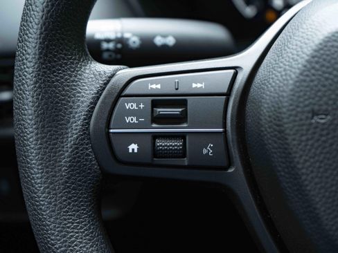 Used 2026 Honda HR-V LX image 20