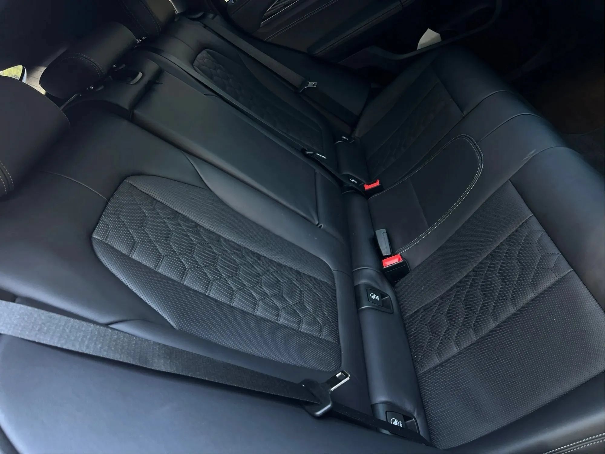 Used 2020 BMW X4 M w/ Executive Package AWD/4WD image 27