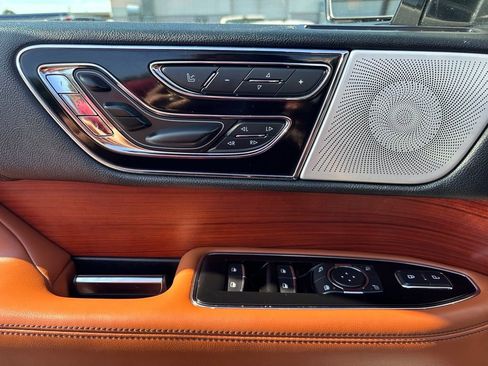 Used 2020 Lincoln Navigator Reserve w/ Equipment Group 208A Reserve AWD/4WD image 23