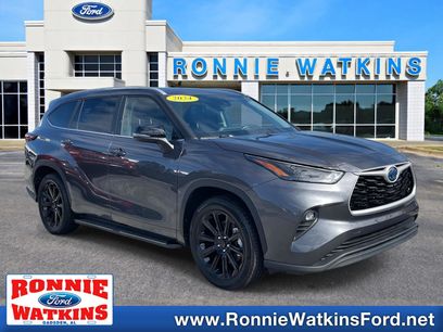 Used 2024 Toyota Highlander XLE