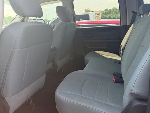 Used 2018 RAM 2500 Tradesman w/ Chrome Appearance Group AWD/4WD image 8