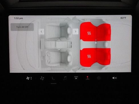 Used 2025 Tesla Model 3 Long Range image 26