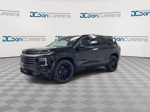 Used 2026 Chevrolet Traverse High Country w/ LPO, Floor Liner Package AWD/4WD image 4