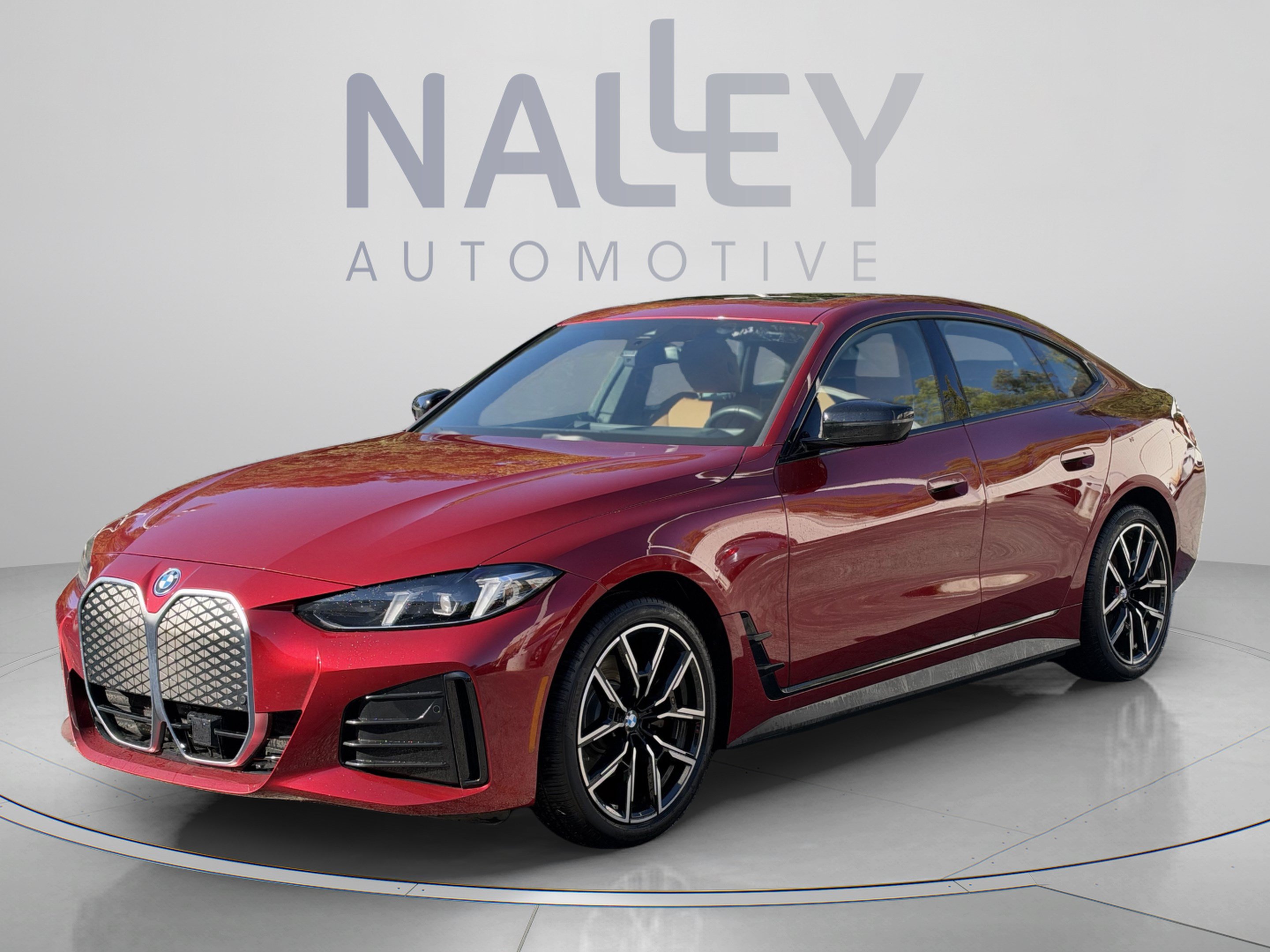 Used 2025 BMW i4 eDrive40 RWD image 1