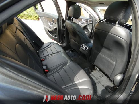 Used 2019 Mercedes-Benz C 300 Sedan image 24