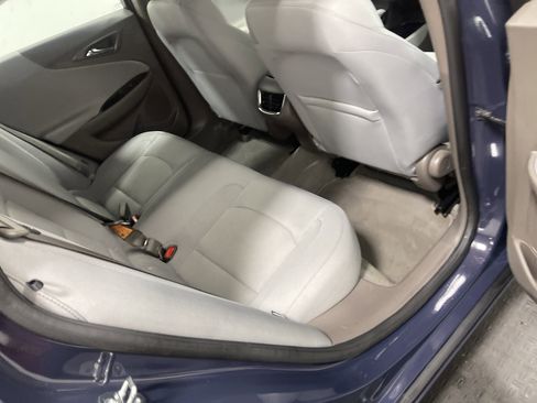 Used 2025 Chevrolet Malibu LT image 21