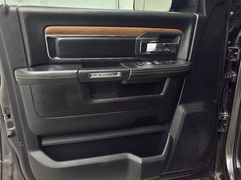 Used 2018 RAM 2500 Laramie image 18