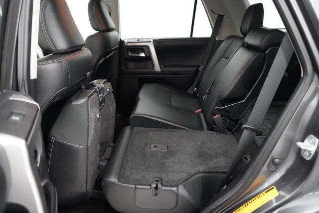 Used 2021 Toyota 4Runner Limited AWD/4WD image 40