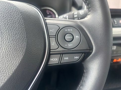 Used 2023 Toyota RAV4 XLE Premium FWD image 16