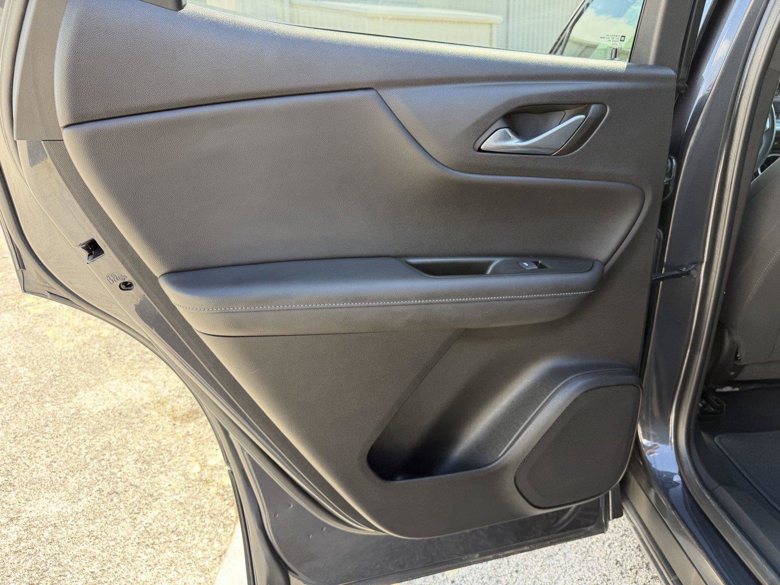 Used 2021 Chevrolet Blazer LT FWD image 17
