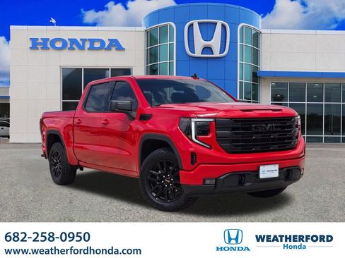 Used 2024 GMC Sierra 1500 Elevation RWD image 1