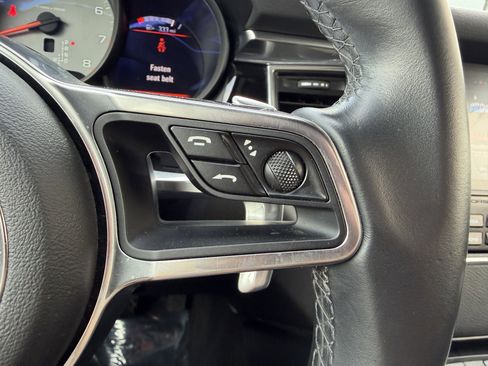 Certified 2017 Porsche Macan S image 33