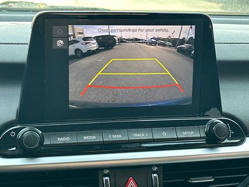 Certified 2024 Kia Forte LXS w/ LXS Technology Package image 13