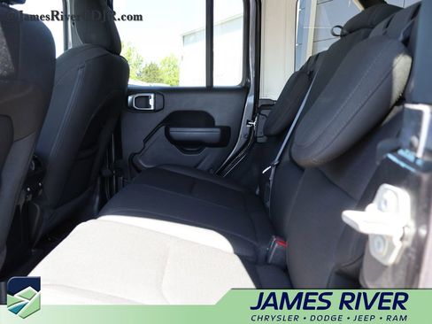 Used 2023 Jeep Wrangler Unlimited w/ Cold Weather Group AWD/4WD image 17