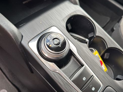 Used 2021 Ford Escape SE w/ Convenience Package image 26