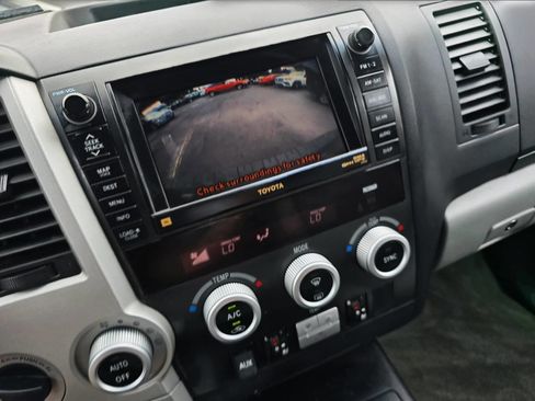 Used 2008 Toyota Sequoia Platinum AWD/4WD image 21