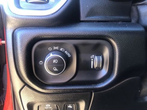 Used 2020 RAM 1500 Big Horn image 13