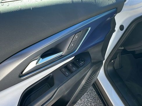 New 2026 Chevrolet Equinox EV LT image 12