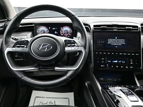Used 2022 Hyundai Tucson Limited AWD/4WD image 15