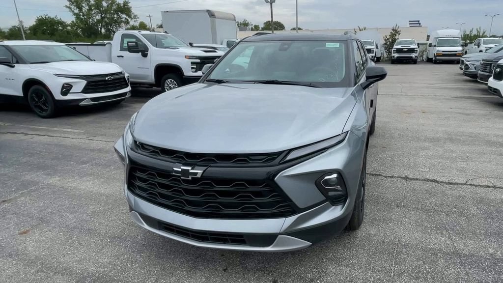 New 2026 Chevrolet Blazer LT w/ Convenience Package FWD image 5