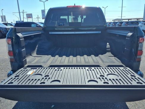 New 2025 Nissan Frontier SV w/ SV Convenience Package image 8