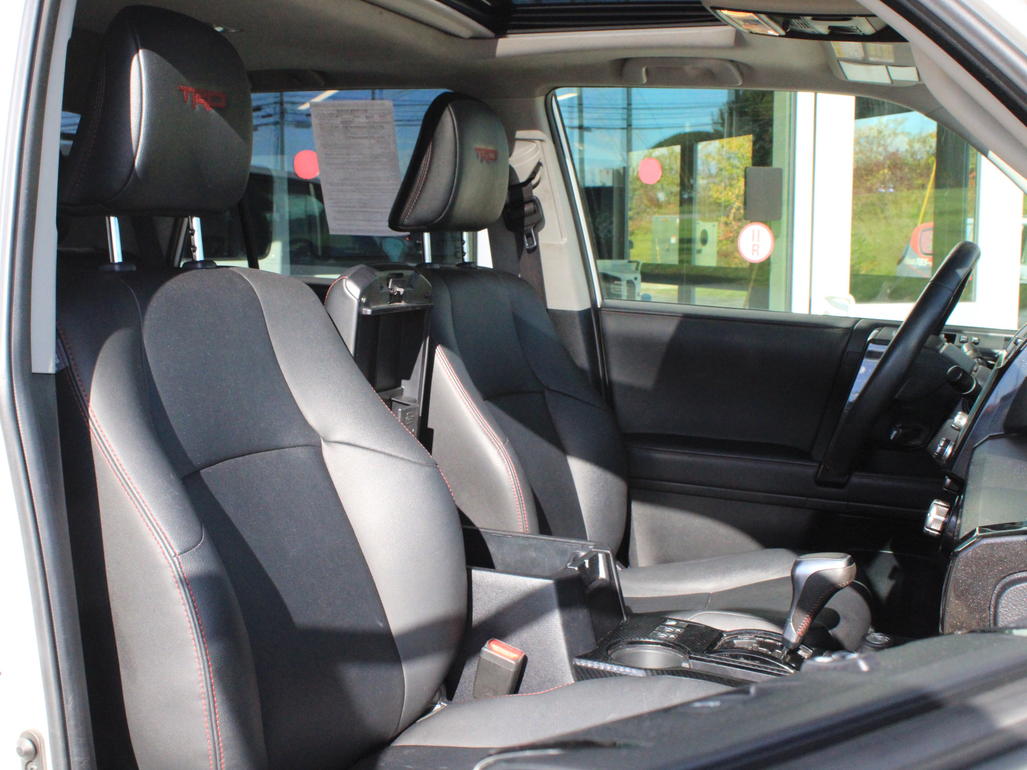Used 2020 Toyota 4Runner TRD Off-Road Premium w/ Moonroof Package AWD/4WD image 24