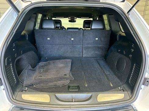 Used 2017 Jeep Grand Cherokee Limited w/ Trailer Tow Group IV image 19