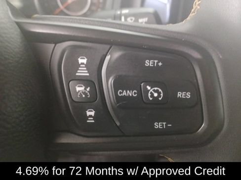 Used 2024 Jeep Gladiator Sport AWD/4WD image 21