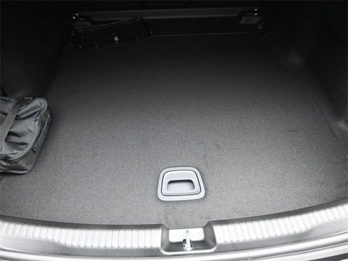 New 2026 Mercedes-Benz C 300 Sedan image 16