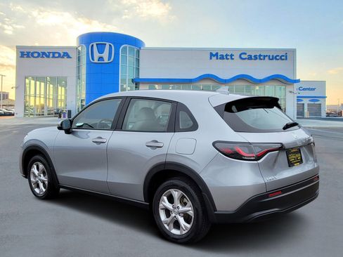 Certified 2025 Honda HR-V LX image 3