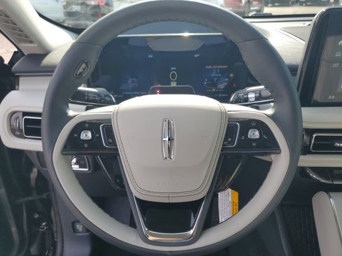 New 2026 Lincoln Aviator Reserve AWD/4WD image 15