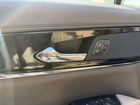 Certified 2022 Lincoln Nautilus Reserve image 20