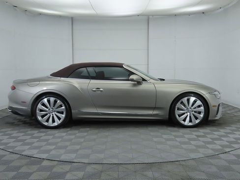 Used 2026 Bentley Continental GTC image 12