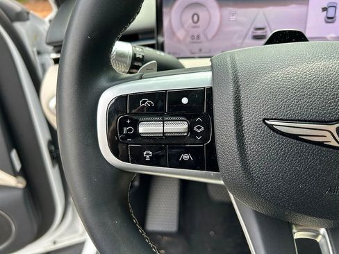 Used 2026 Genesis GV70 2.5T Select AWD/4WD image 9