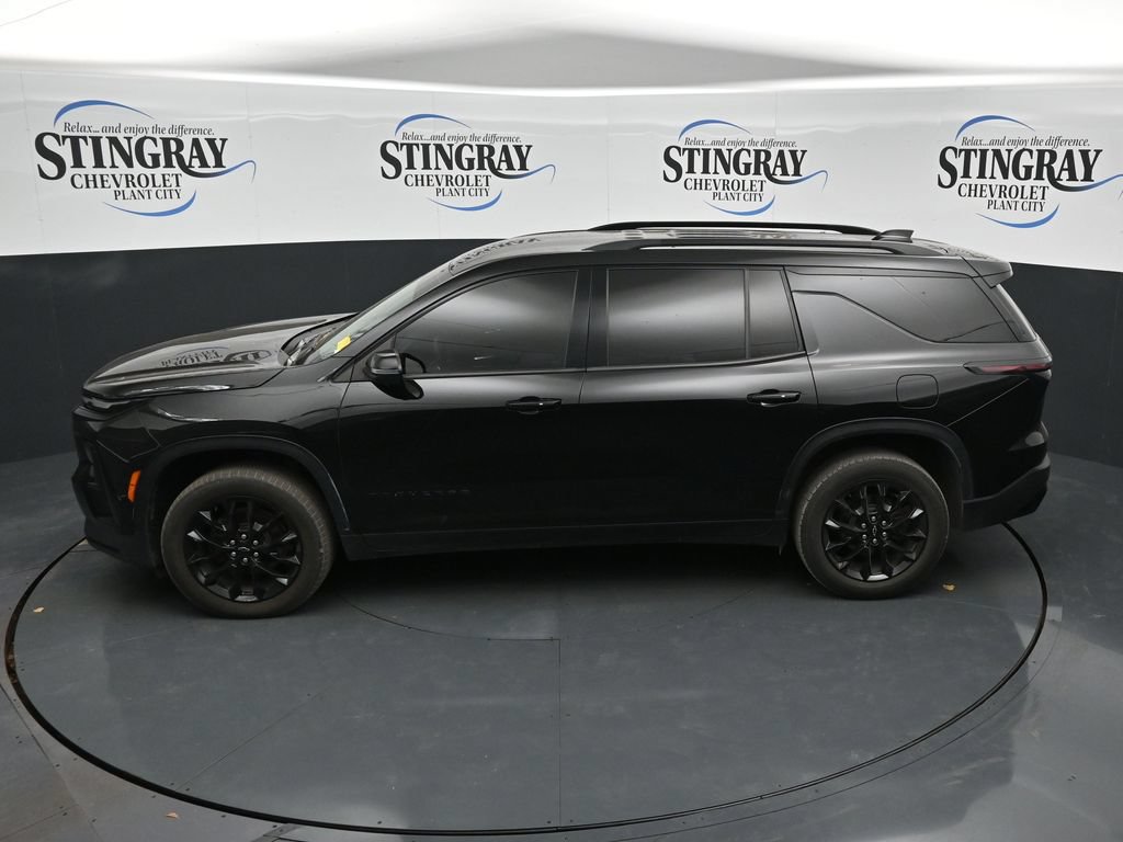 Used 2024 Chevrolet Traverse LT w/ Midnight/Sport Edition FWD image 21
