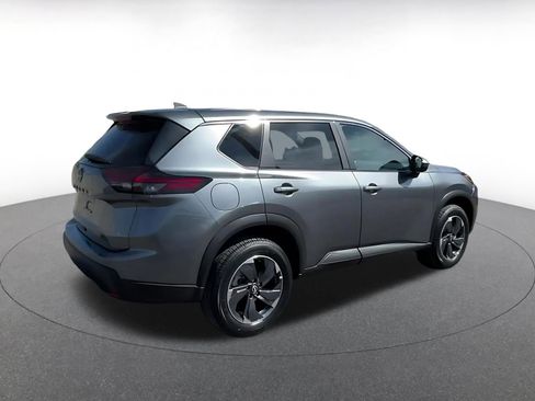 Used 2025 Nissan Rogue SV FWD image 15