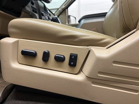 Used 2013 Ford F150 Lariat w/ Luxury Equipment Group image 24