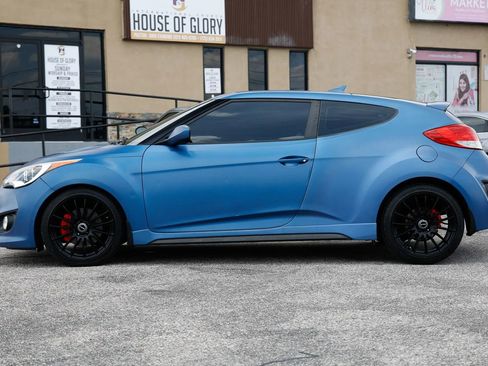 Used 2016 Hyundai Veloster Rally Edition FWD image 3