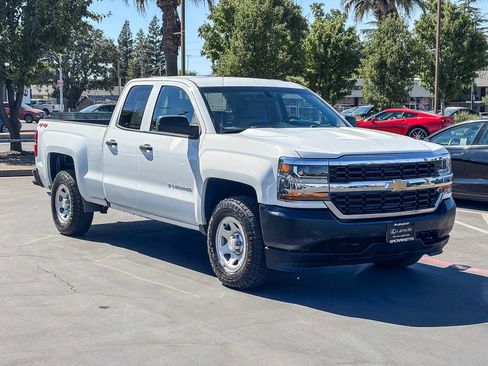 Used 2019 Chevrolet Silverado 1500 W/T w/ WT Convenience Package AWD/4WD image 5