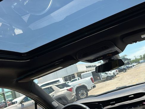 Certified 2023 Cadillac XT5 Premium Luxury FWD image 25