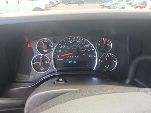 Used 2025 Chevrolet Express 2500 w/ Driver Convenience Package RWD image 12