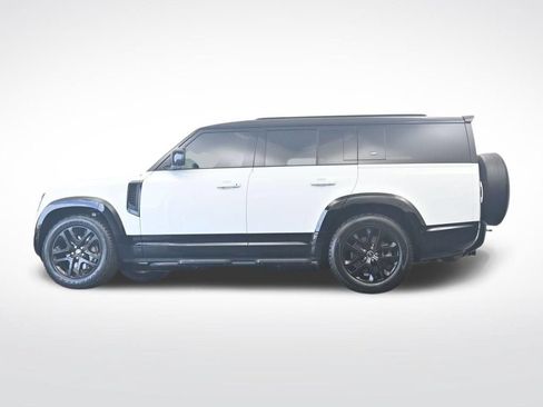 Used 2023 Land Rover Defender 130 X-Dynamic SE AWD/4WD image 36