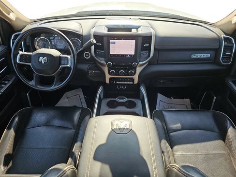 Used 2022 RAM 2500 Laramie w/ Snow Chief Group AWD/4WD image 9
