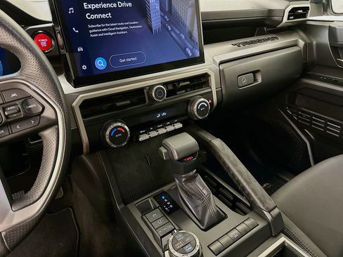 Used 2025 Toyota Tacoma TRD Off-Road image 26