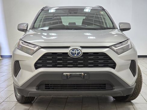 Certified 2022 Toyota RAV4 XLE w/ Convenience Package image 10