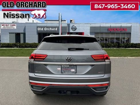 Used 2022 Volkswagen Atlas Cross Sport SE image 6