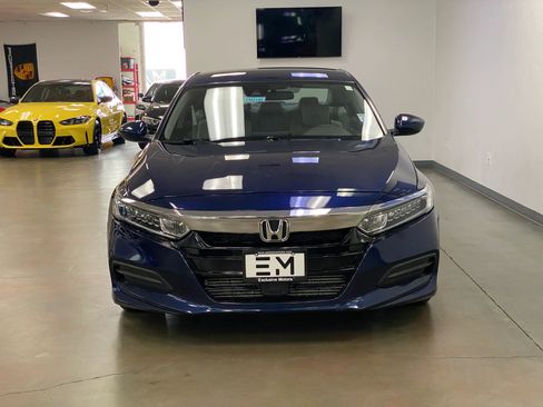 Used 2018 Honda Accord LX image 3
